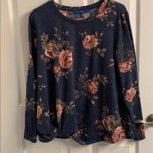 Apt 9 floral long sleeve shirt